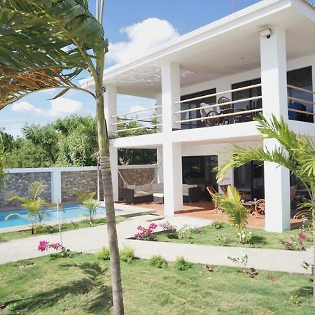 Amahula Beach House, Pool And Surf Salinas Εξωτερικό φωτογραφία