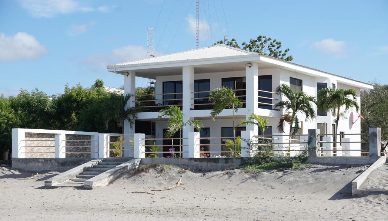Amahula Beach House, Pool And Surf Salinas Εξωτερικό φωτογραφία